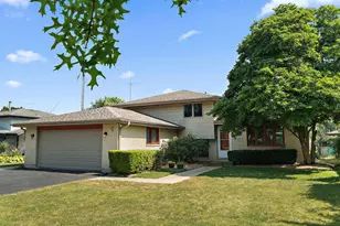 5551 143rd St, Midlothian, IL 60445 - Photo 1