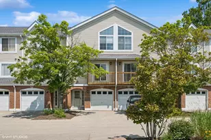 204 E Parallel St, Palatine, IL 60067 - Photo 1