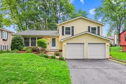 28 Roosevelt Street, Saint Charles, IL 60174 - Photo 1