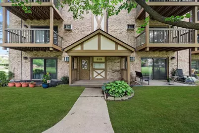 819 S Dwyer Avenue #D, Arlington Heights, IL 60005 - Photo 1