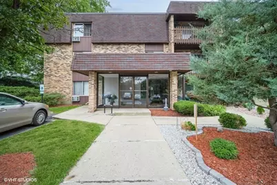 940 E Old Willow Road #304, Prospect Heights, IL 60070 - Photo 1