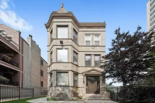 4832 N Winthrop Ave, Chicago, IL 60640 - Photo 1