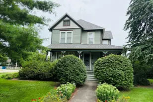 130 W Waupansie St, Dwight, IL 60420 - Photo 1