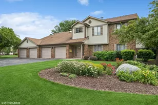 4141 N Pheasant Trail Ct, Arlington Heights, IL 60004 - Photo 1