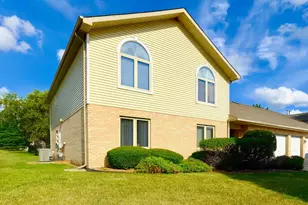 174 Barbara Jean Ln, Joliet, IL 60436 - Photo 1