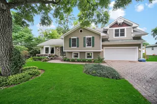 154 Easton Ave, West Chicago, IL 60185 - Photo 1