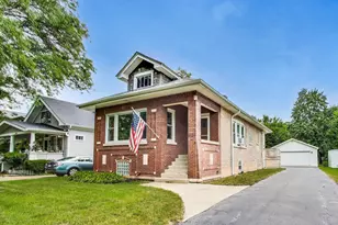 5653 N Newcastle Ave, Chicago, IL 60631 - Photo 1