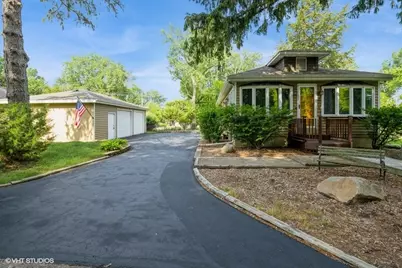 3201 S Waterview Avenue, McHenry, IL 60051 - Photo 1