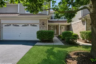 334 Bloomfield Ct, Vernon Hills, IL 60061 - Photo 1