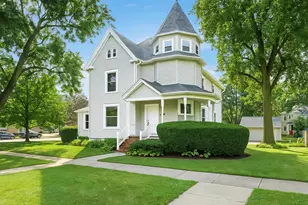 240 Chicago St, West Chicago, IL 60185 - Photo 1