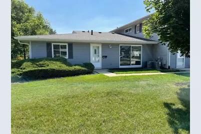 1040 Quanset Court #1804, Schaumburg, IL 60194 - Photo 1