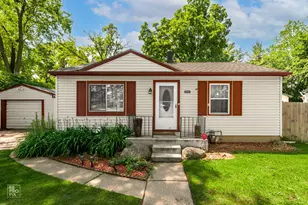 38442 N Wilson Ave, Beach Park, IL 60087 - Photo 1