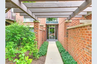 441 Kelburn Road #111, Deerfield, IL 60015 - Photo 1