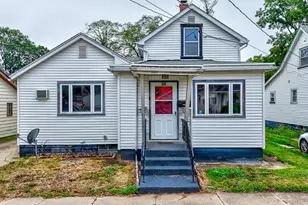 452 Pine St, Marseilles, IL 61341 - Photo 1