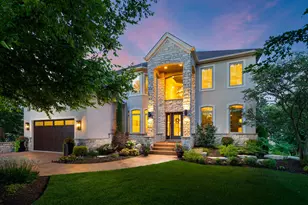 175 Braeburn Ct, Glen Ellyn, IL 60137 - Photo 1