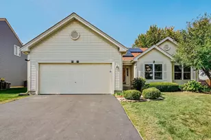 2911 Banbury Ln, Lake in the Hills, IL 60156 - Photo 1