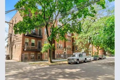 3425 W Berteau Avenue #2, Chicago, IL 60618 - Photo 1