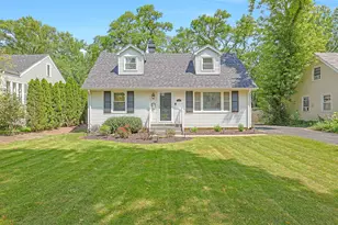 727 S Cook St, Barrington, IL 60010 - Photo 1