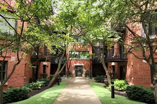 5942 S King Dr, Chicago, IL 60637 - Photo 1