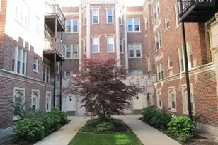 2315 E 70th Pl, Chicago, IL 60649 - Photo 1