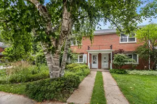 3141 Central St, Evanston, IL 60201 - Photo 1