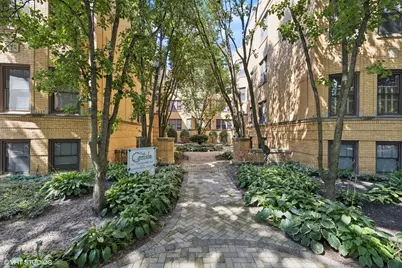 713 Mulford Street #1A, Evanston, IL 60202 - Photo 1