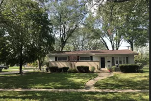 430 N Lincoln Ave, Villa Park, IL 60181 - Photo 1