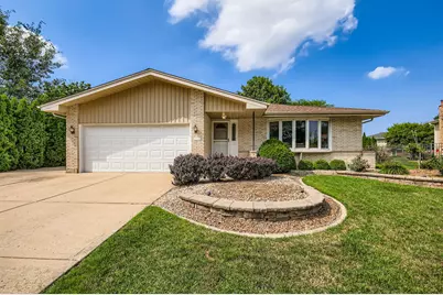 9100 Oakwood Drive, Tinley Park, IL 60487 - Photo 1