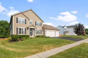 1717 Hoover Trail, McHenry, IL 60051 - Photo 1