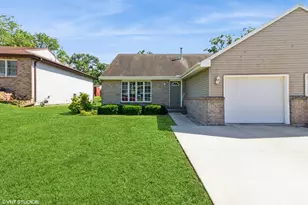 107 Woodview Ln, Marseilles, IL 61341 - Photo 1