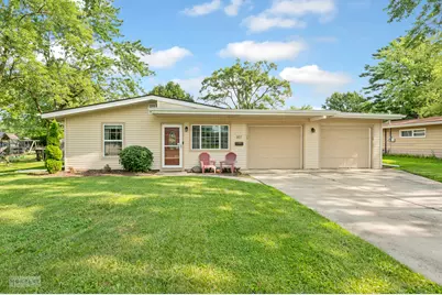 307 John Street, North Aurora, IL 60542 - Photo 1