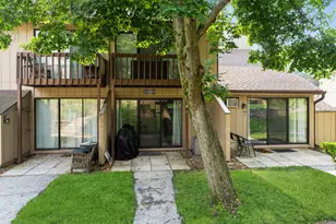 40 Bermuda Colony, Fox Lake, IL 60020 - Photo 1