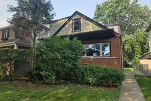 5814 S New England Ave, Chicago, IL 60638 - Photo 1