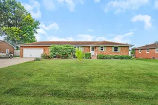 1413 Sharon Rd, Streator, IL 61364 - Photo 1