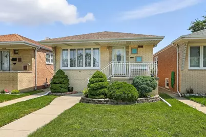 7811 Melvina Avenue, Burbank, IL 60459 - Photo 1