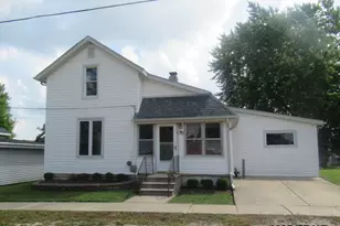 116 West St, Kingston, IL 60145 - Photo 1