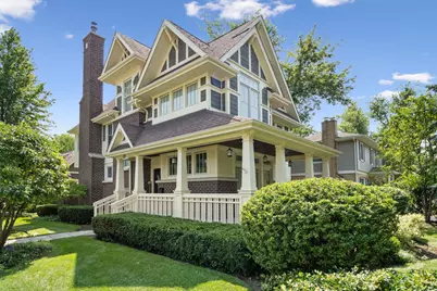 610 Hammerschmidt Avenue, Lombard, IL 60148 - Photo 1