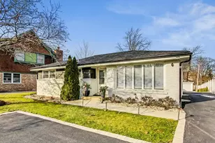 2502 Central Rd, Glenview, IL 60025 - Photo 1