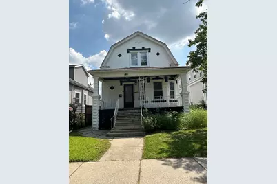 2105 N Leclaire Avenue, Chicago, IL 60639 - Photo 1