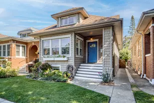 5019 N Kilbourn Ave, Chicago, IL 60630 - Photo 1