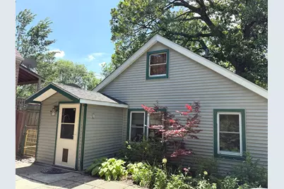 2110 N Mobile Avenue, Chicago, IL 60639 - Photo 1