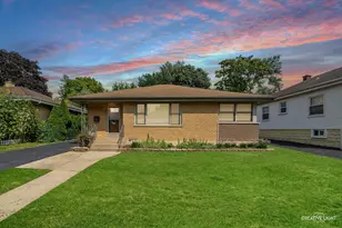 303 N Ardmore Ave, Villa Park, IL 60181 - Photo 1