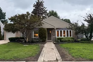 4930 W 92nd St, Oak Lawn, IL 60453 - Photo 1