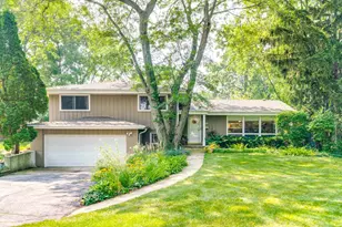 1802 Winthrop Rd, Highland Park, IL 60035 - Photo 1