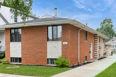 9302 S Albany Avenue, Evergreen Park, IL 60805 - Photo 1