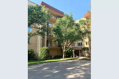 6430 W Belle Plaine Avenue #202, Chicago, IL 60634 - Photo 1