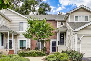 422 58th Pl, Hinsdale, IL 60521 - Photo 1