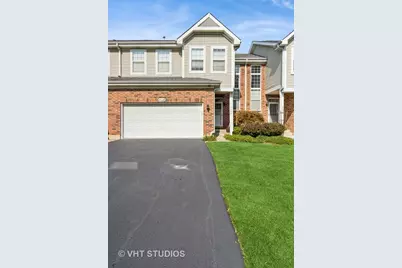 7324 Chestnut Hills Drive, Burr Ridge, IL 60527 - Photo 1