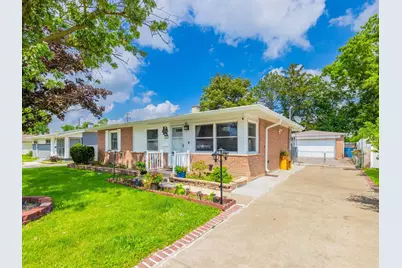 45 E Normandy Drive, Addison, IL 60101 - Photo 1