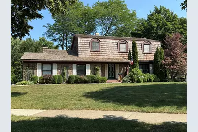 827 5th Avenue, Libertyville, IL 60048 - Photo 1